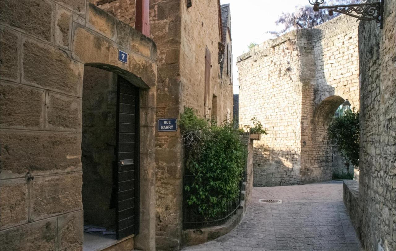 Barry Sarlat-la-Caneda